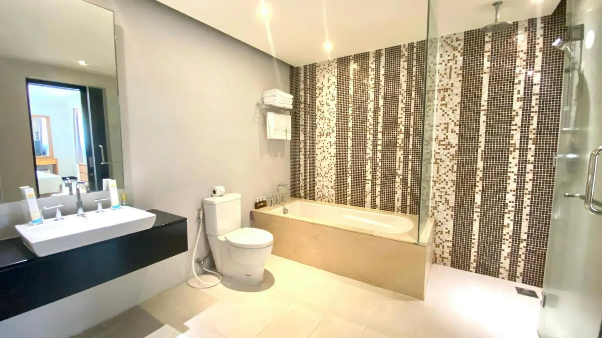 Nha Trang Apartments Seaview - Can Ho Nha Trang View Bien